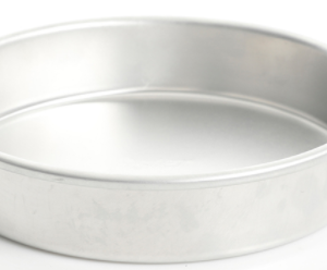 OSTER BAKER'S GLEE 9" BAKE PAN ROUND ALUMINUM