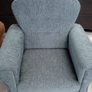 GREY ACCENT CHAIR