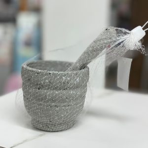 MORTAR AND PESTLE